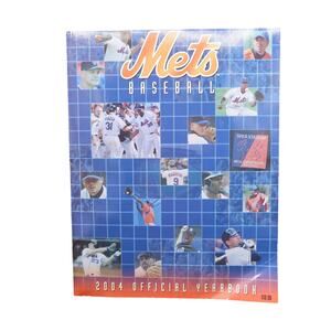 New York Mets 2004 Official Yearbook John Franco Mike Piazza Cover Baseball MLB
